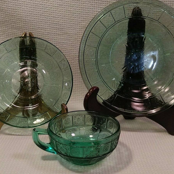 Doric n Pansy depression glass Pretty Polly Dishes - Picture 4 of 9